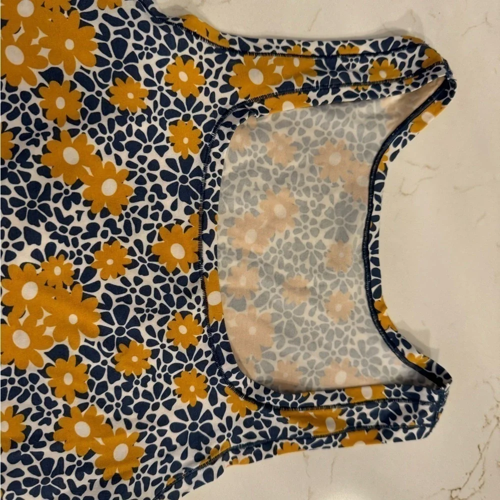 Warcoal Supima Cotton / Spandex Fitted Tank / Floral / Small